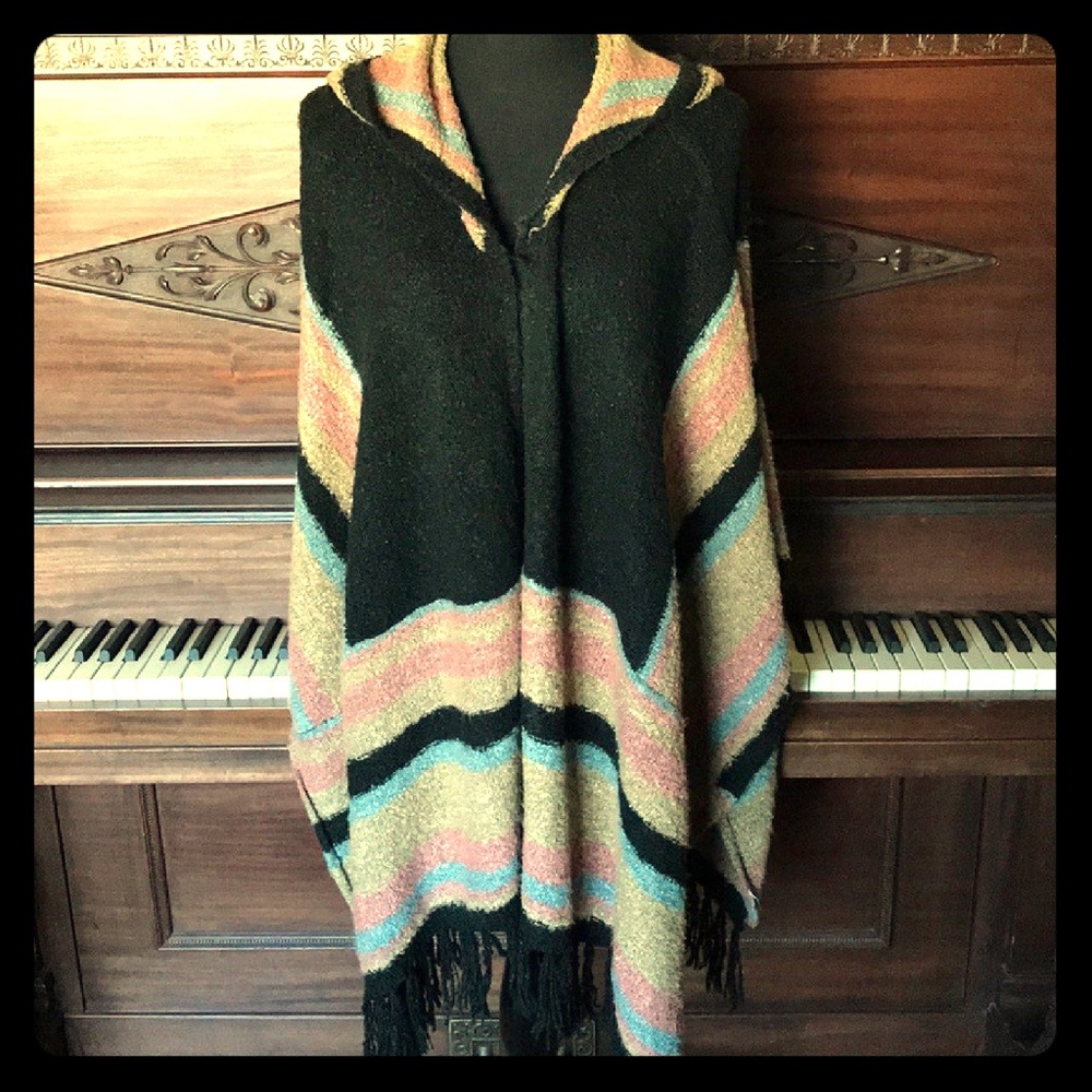 Hooded poncho